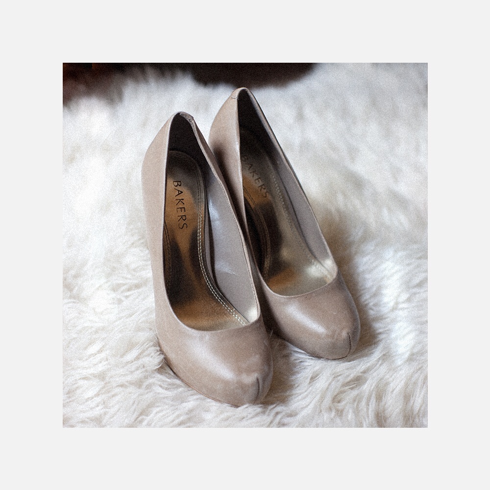Bakers Nude Pumps Heels Taupe Tan